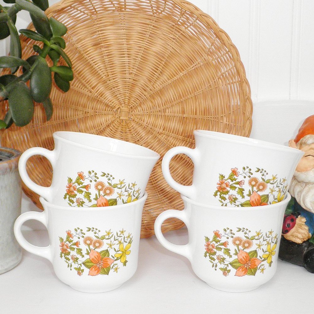 Vintage Cottagecore Set of 4 Floral Corelle Tea or Coffee Cups 1970s Farmhouse